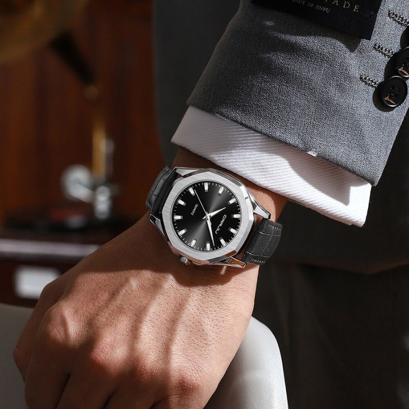 montre à quartz minimaliste décontractée